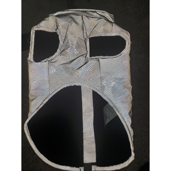 Petco Reflective dog Jacket With Built In Harness - Picture 6 of 7